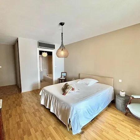 Rez De Jardin Barbicaja Apartmán *