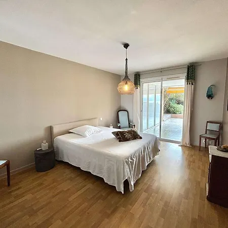 Rez De Jardin Barbicaja Apartmán